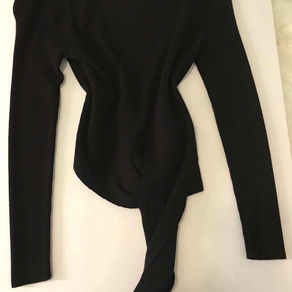 Zara black crop top long sleeve split thigh hem - Picture 7 of 8